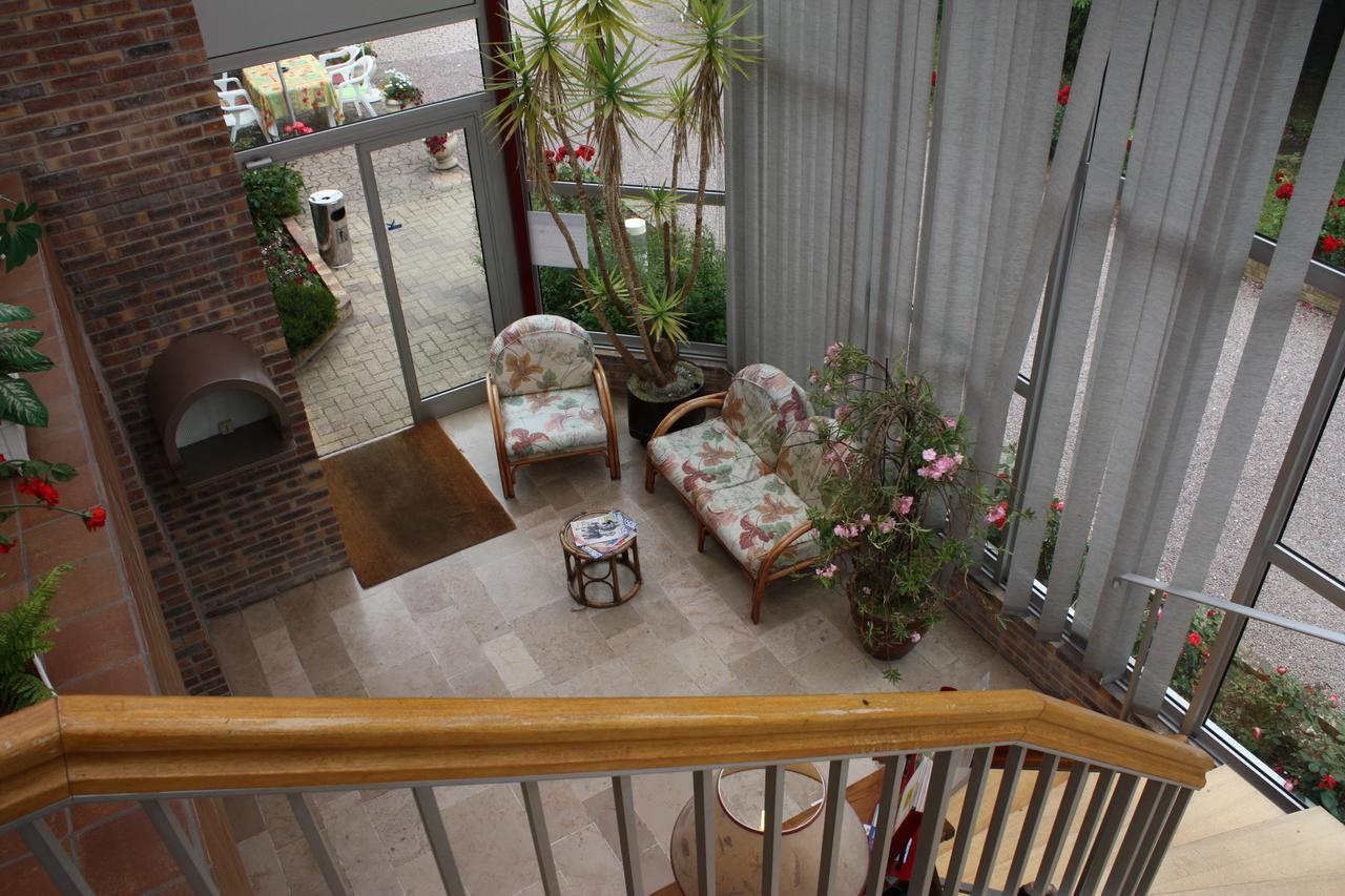 Hotel Les Deux Sapins Cailly-sur-Eure ภายนอก รูปภาพ